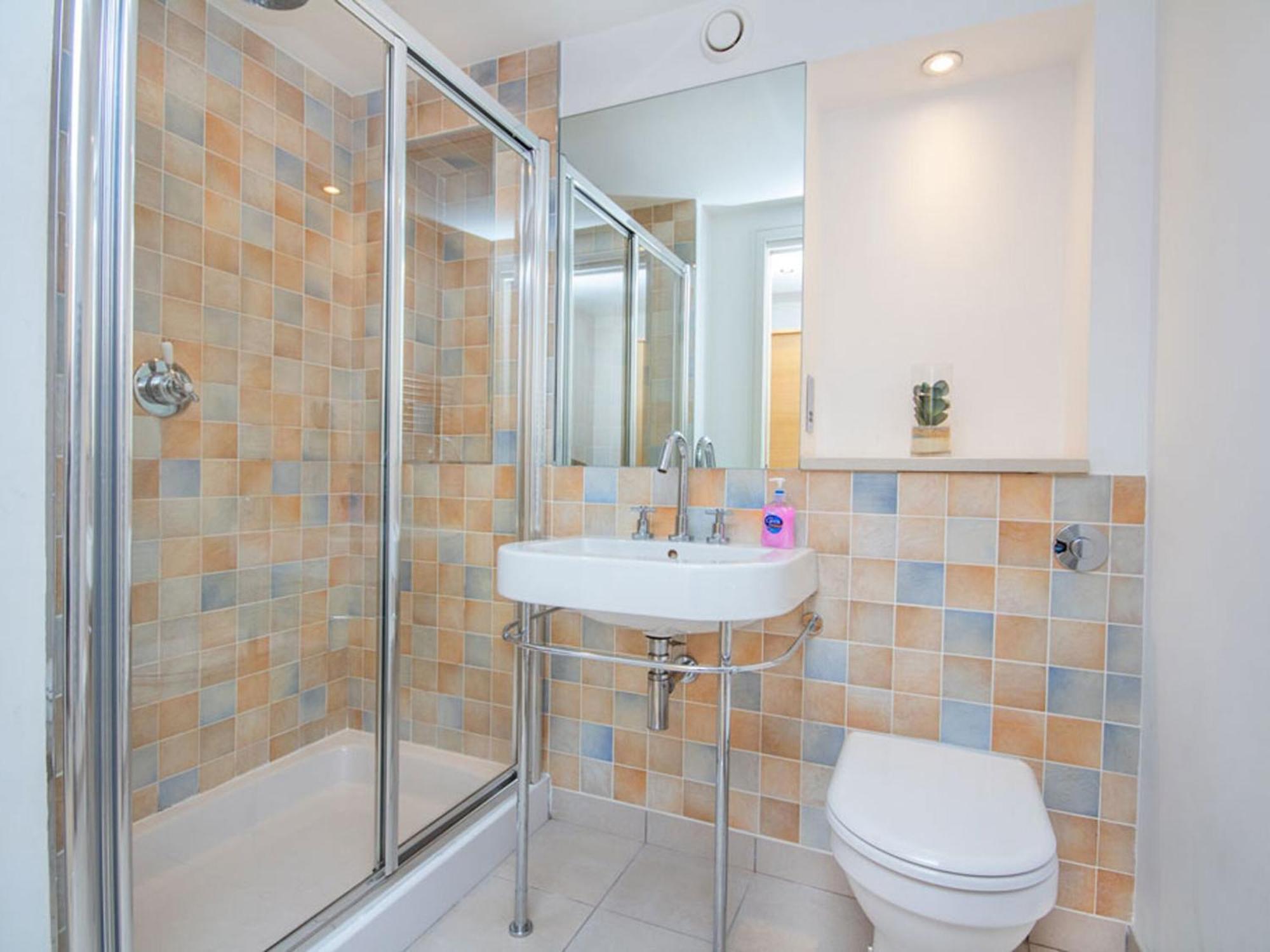 208 By The Bridge Apartment Inverness Bagian luar foto